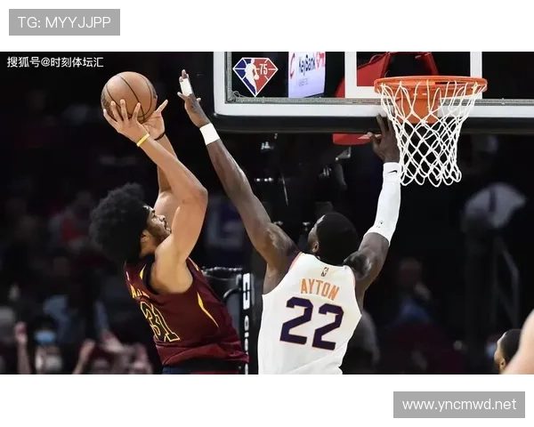 阿尔瓦雷斯与达尔文·努涅斯：南美新中锋战术角色与进攻效率对比分析