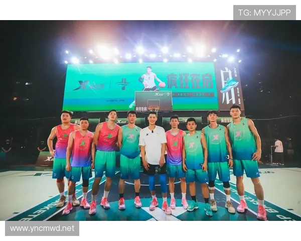 林书豪上场像怪兽，回家像拎菜的隔壁大哥，这反差太割裂了